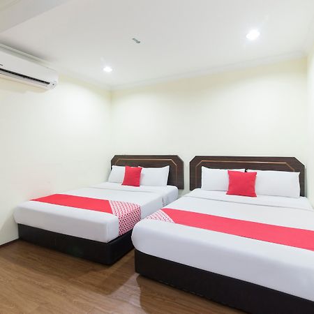 Oyo 327 Buddys Hotel Kuala Lumpur Exteriör bild