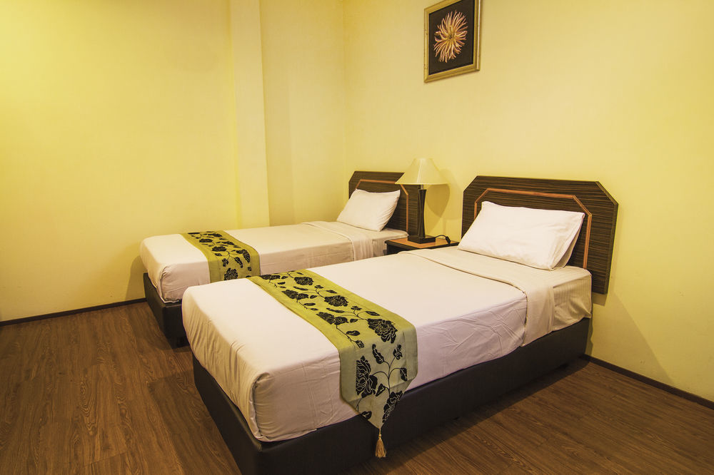 Oyo 327 Buddys Hotel Kuala Lumpur Exteriör bild
