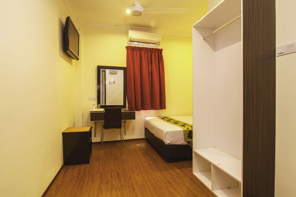 Oyo 327 Buddys Hotel Kuala Lumpur Exteriör bild