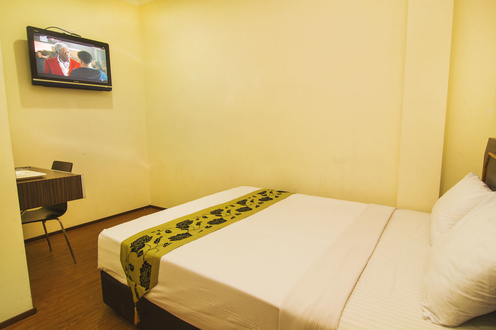 Oyo 327 Buddys Hotel Kuala Lumpur Exteriör bild