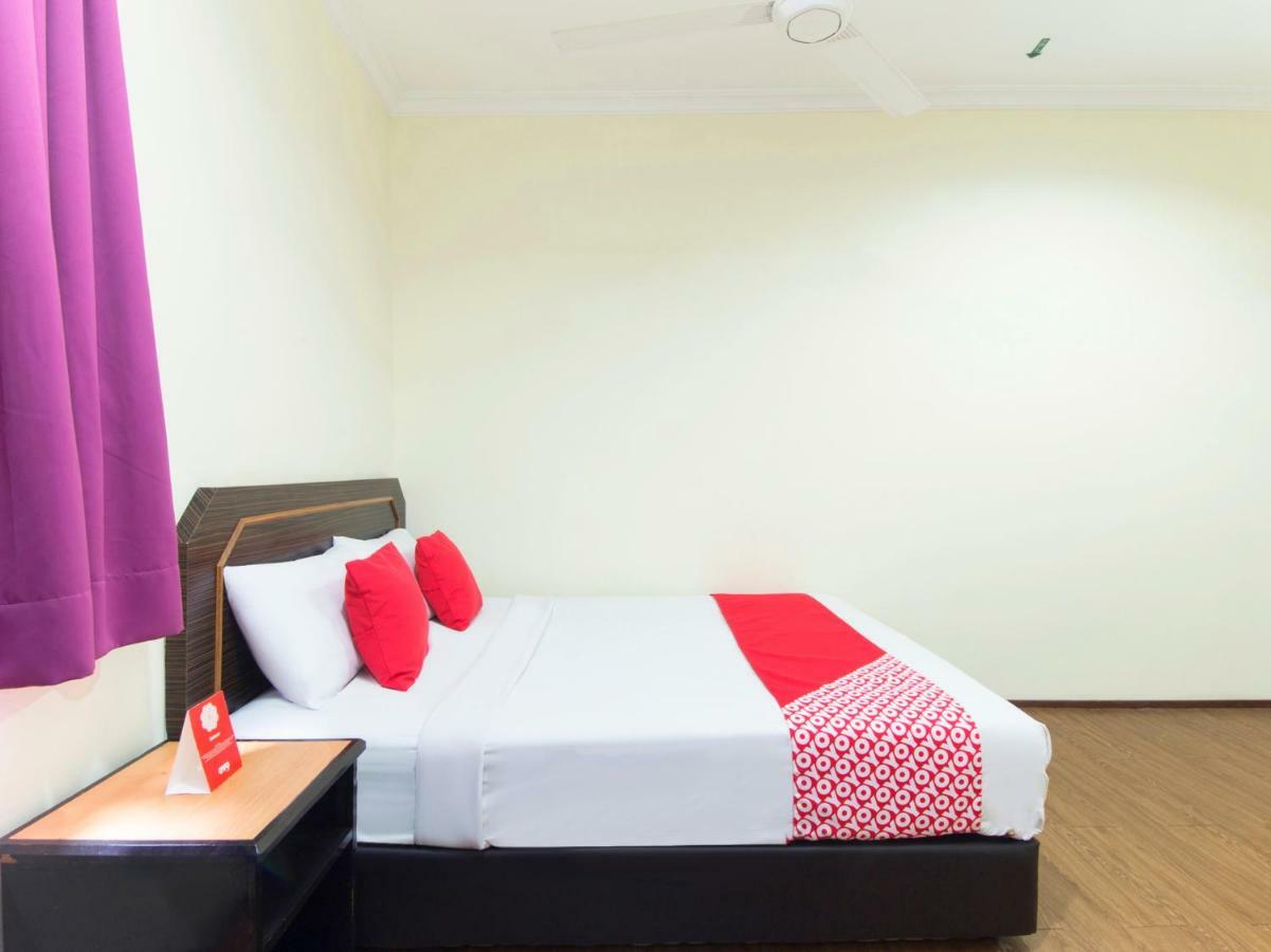 Oyo 327 Buddys Hotel Kuala Lumpur Exteriör bild